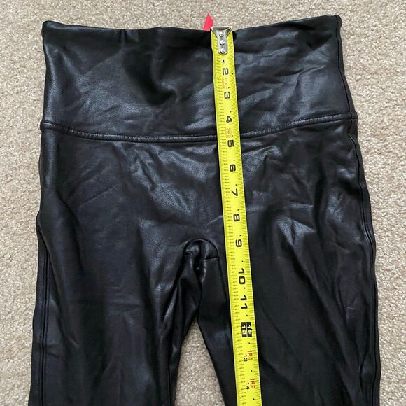 SPANX Black Faux Leather Coated Compression Legging Size Medium - Picture 8 of 12